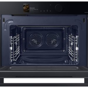 101418004_3797368675