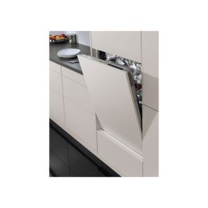 e2747ee39ae707794b45484460556de15ef492ce