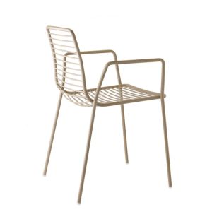 107728576_6837048445