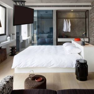 5c00e30da22e02f8738066e61a7bf26258ab005d