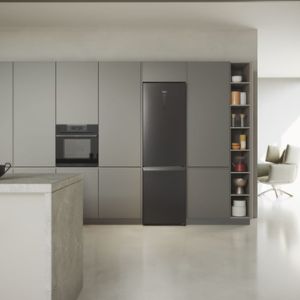 104640943_6084869011