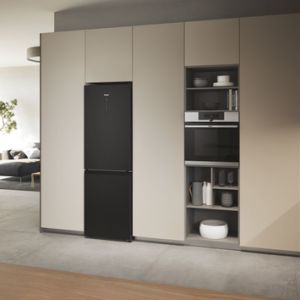 100724421_3962461699