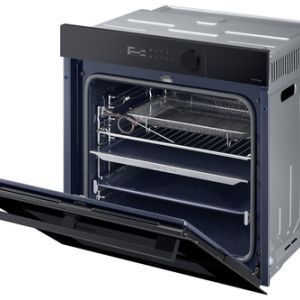 101367370_5845832112