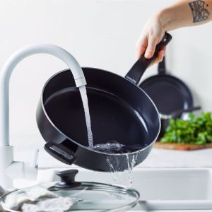 1cf4ce523d6b28f1f593e1e0bddf6843d2dce3b3