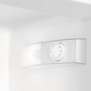 823037727d46537d3182168127e94a80d7ff6d8e