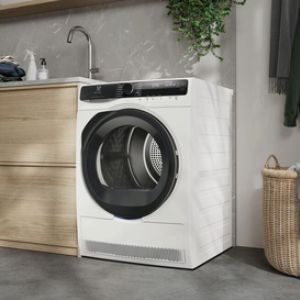 0460188454c5ee81d4e933b4c9d5c4c286b9bf22