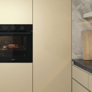 da095ad2b6e7a5ee1fae3c048be9a585