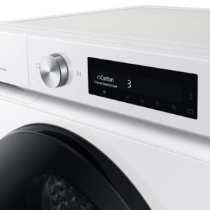 101863334_3246374804