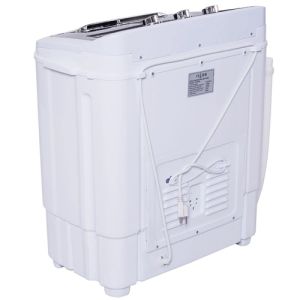 100749372_8565580967