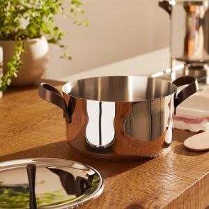 100862879_9326484687