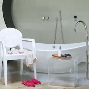 107728434_3265916022