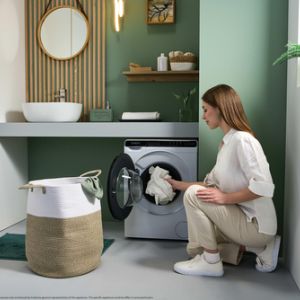 3842315daf99ba09abff36a3f1ad68fc1d819033