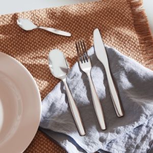 100861789_9591240662