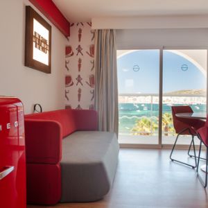 e3671ffbff7a0feb07eba777fe92438e091731fd