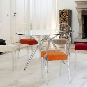 107728627_3910059283