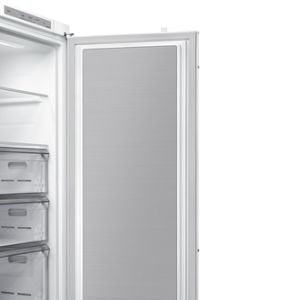 108800652_9400355633