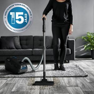 100406191_6387016895