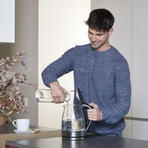 104991883_2084280455