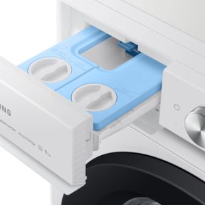 101838057_4604918378