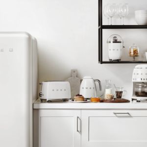 c8b13a6f00c866565beaf593d3813a693ad803c3