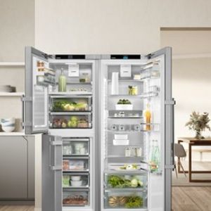 100739842_3720418061