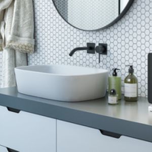 103156438_6370666093