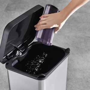 100406180_8298731779