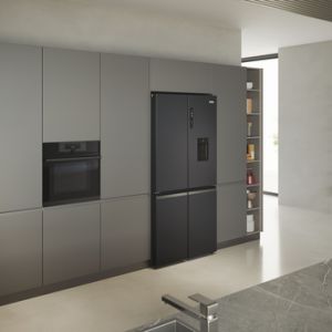 b964d0e4dfa6b41c1e13d2e941ee3c6e83534506