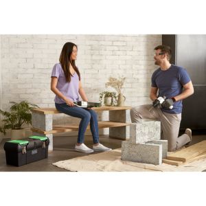 104891239_2978280013