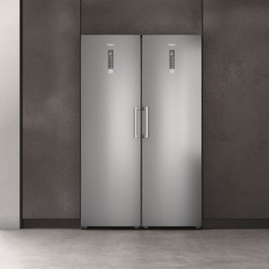 eecc0c04fc77e3cba49e2194df3f42ef9be8dd25